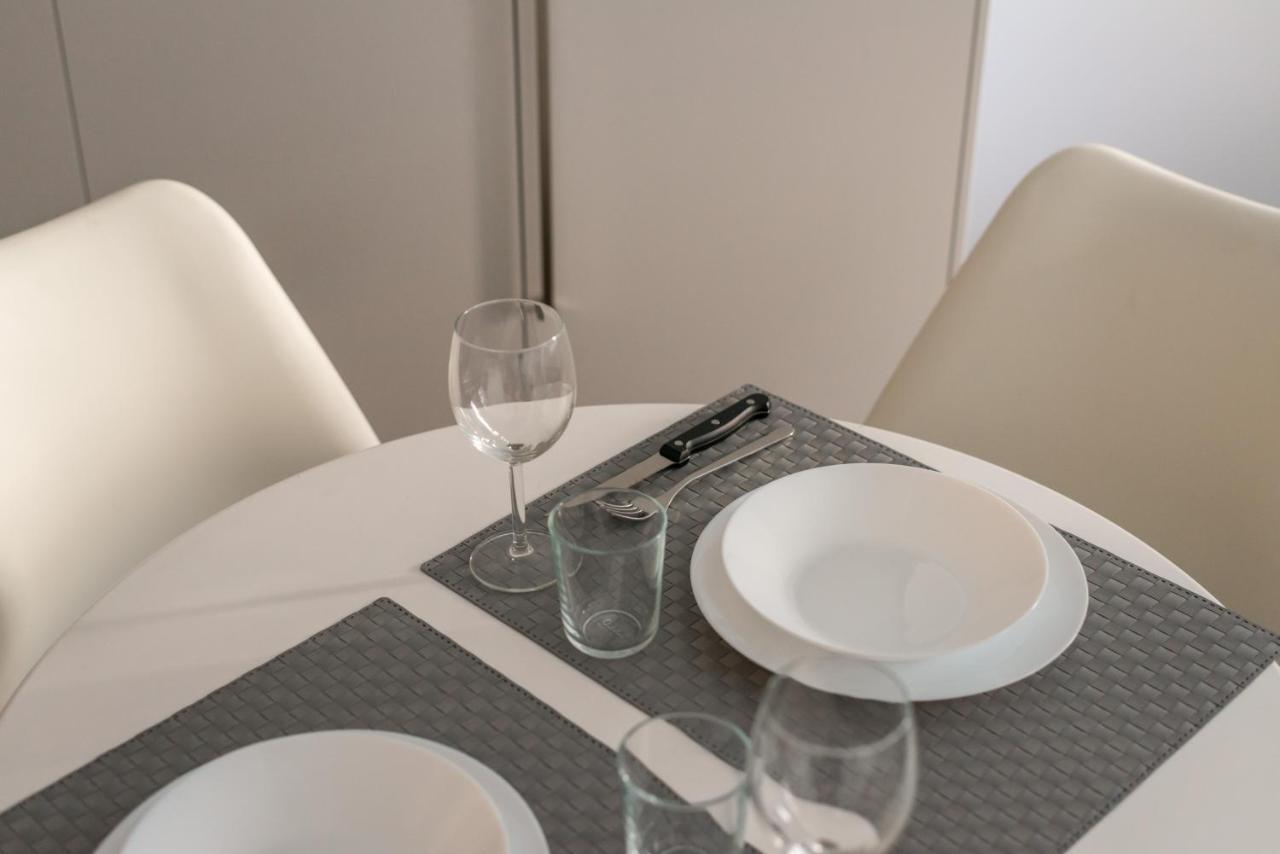 We Home - Bandello House, Corso Magenta Milan Bagian luar foto
