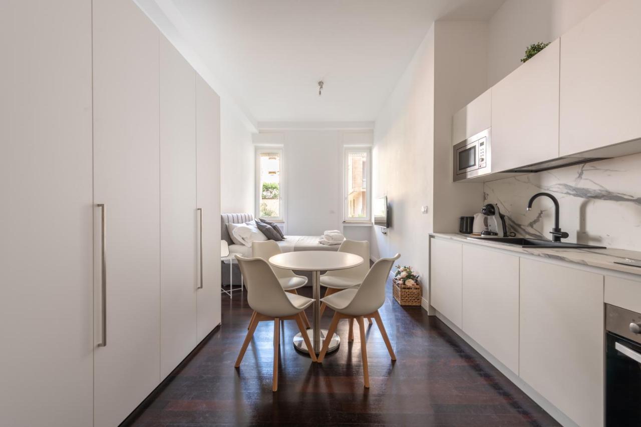 We Home - Bandello House, Corso Magenta Milan Bagian luar foto